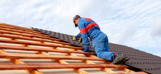 Best Roof Insulation Installation  in Montezuma, IA